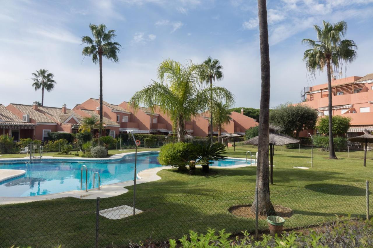 Apartamento Pink Mariposas Chiclana de la Frontera Exterior foto